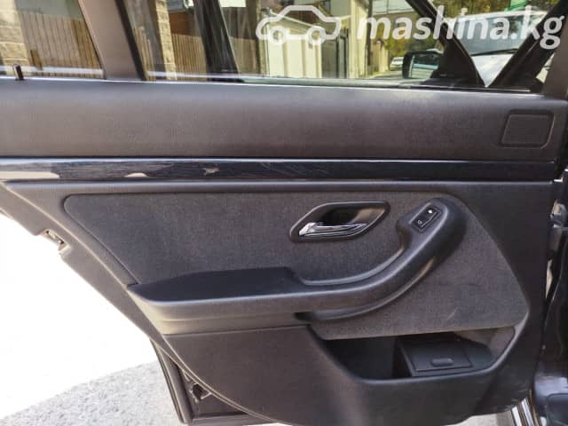 BMW 5 серии IV (E39) 520i 2.0 MT