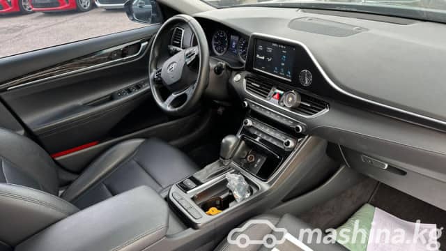 Hyundai Grandeur VI 3.0 AT