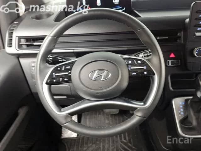 Hyundai Staria 3.5 AT