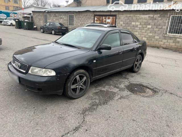 Audi A4 I (B5) Рестайлинг 1.8 AT