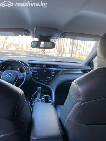 Toyota Camry VIII (XV70) 2.5 AT