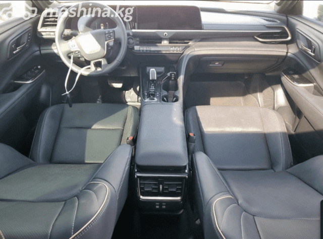 Toyota Crown XVI (S230) 2.5hyb CVT 4WD