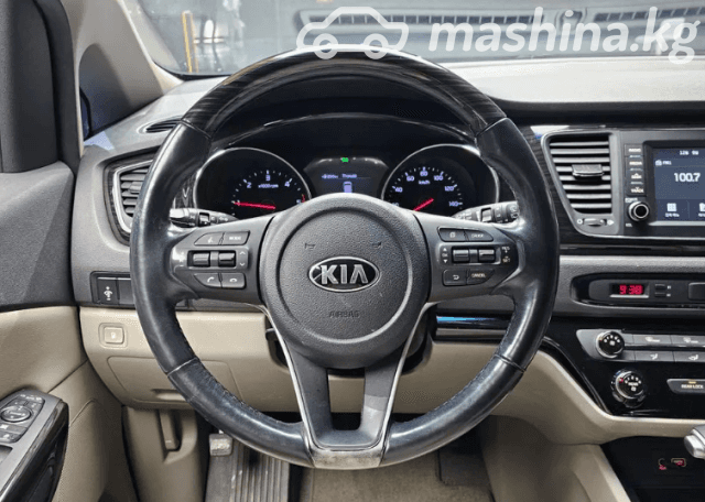 Kia Carnival III 2.2d AT