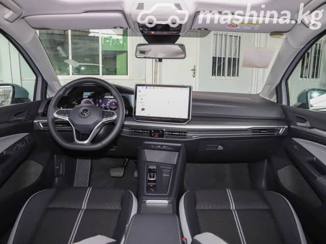 Volkswagen Golf VIII Рестайлинг 1.5 AMT