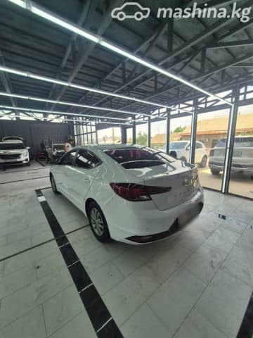Hyundai Avante VI Рестайлинг 1.6 CVT