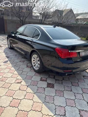 BMW 7 серии V (F01/F02/F04) 750Li xDrive 4.4 AT 4WD