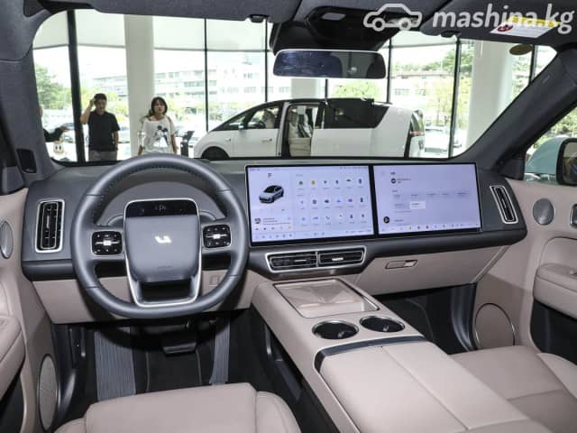 LiXiang L6 1.5hyb AT 4WD