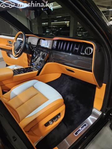 Rolls-Royce Cullinan I 6.7 AT AWD