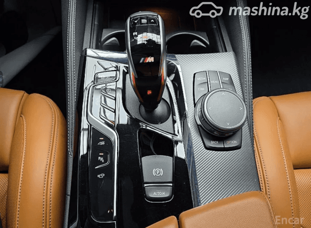 BMW M5 VI (F90) 4.4 Steptronic xDrive