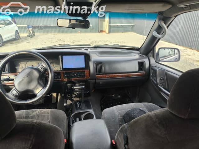 Jeep Grand Cherokee I (ZJ) Рестайлинг 4.0 AT 4WD
