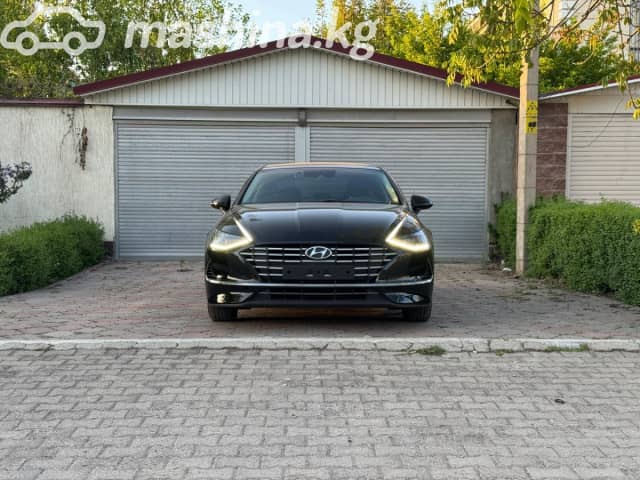 Hyundai Sonata VIII (DN8) 2.0hyb AT