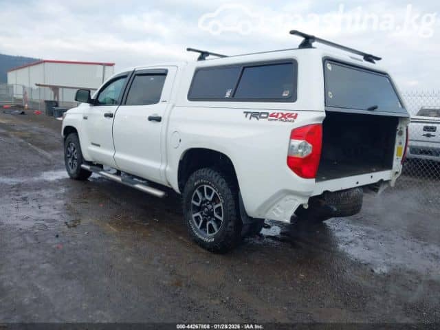 Toyota Tundra II Рестайлинг CrewMax 5.7 AT 4WD