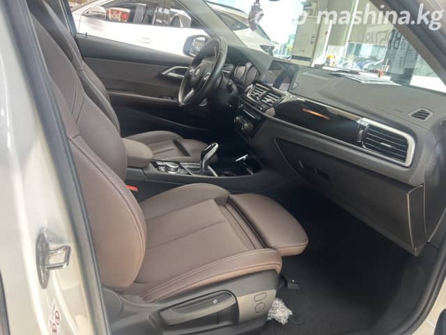 BMW 1 серии III (F52) Рестайлинг 120i 1.5 AMT