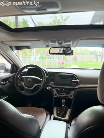 Hyundai Avante VI 1.6 AT