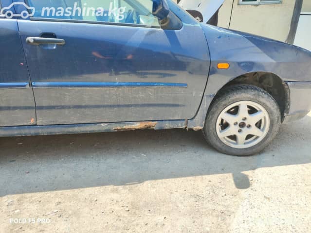Volkswagen Polo III 1.6 MT