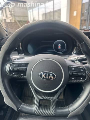 Kia K5 III 1.6 AT
