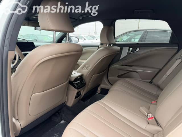 Kia K8 1.6hyb AT