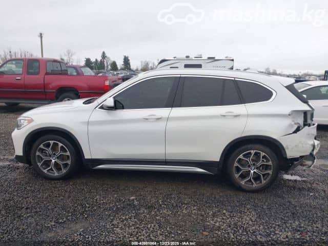 BMW X1 II (F48) Рестайлинг 28i xDrive 2.0 AT 4WD