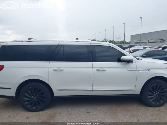 Lincoln Navigator IV L 3.5 AT 4WD