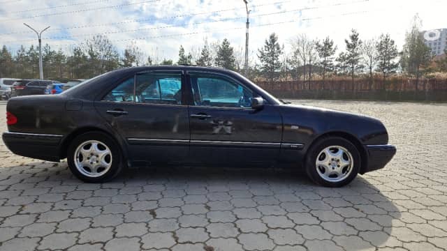 Mercedes-Benz E-Класс II (W210, S210) 320 3.2 AT 4WD