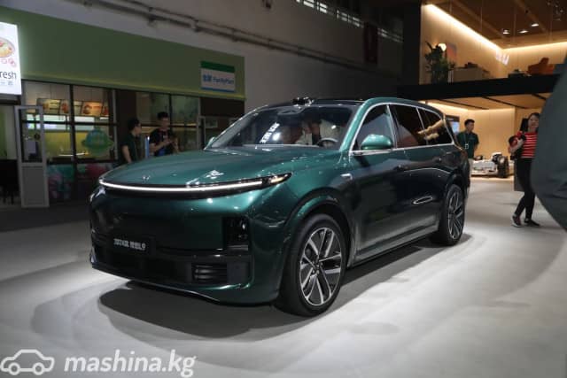 LiXiang L9 Рестайлинг 1.5hyb AT 4WD