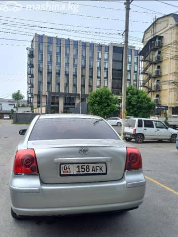 Toyota Avensis II 1.8 MT
