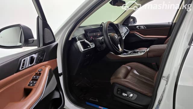 BMW X5 IV (G05/G18) Рестайлинг 40i 3.0 AT 4WD
