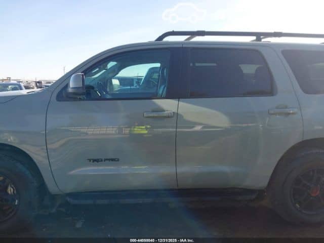 Toyota Sequoia II Рестайлинг 5.7 AT 4WD