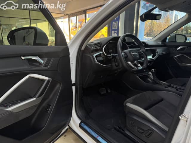 Audi Q3 II (F3) 35 TFSI 1.4 AMT