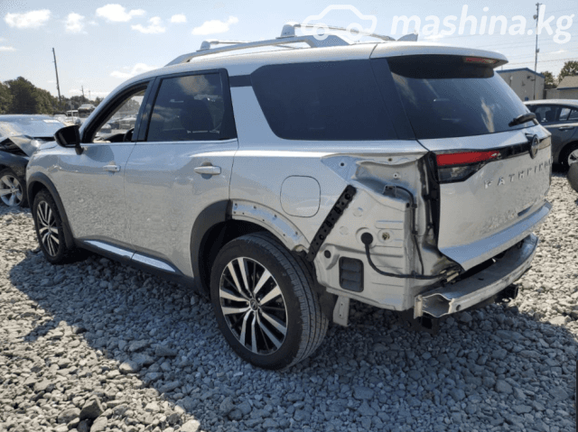 Nissan Pathfinder V 3.5 AT 4WD