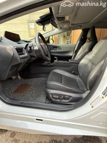 Toyota Prius V (XW60) PHV 2.0hyb AT