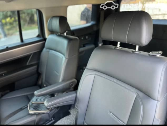 Hyundai Santa Fe V (MX5) 2.5 AT