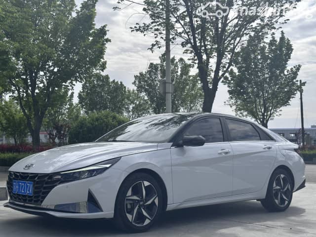 Hyundai Elantra VII (CN7) 1.6 AT