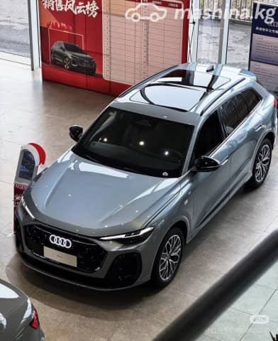 Audi Q5 III 40 TFSI 2.0 AMT 4WD