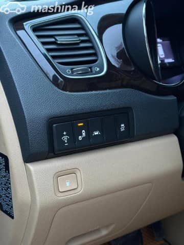 Kia Carnival III 2.2d AT