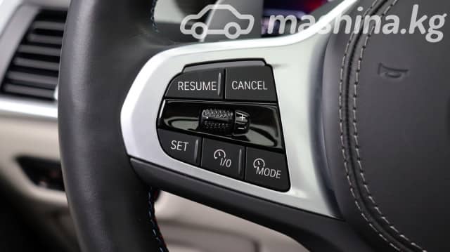 BMW X7 I (G07) Рестайлинг M60i 4.4 AT 4WD