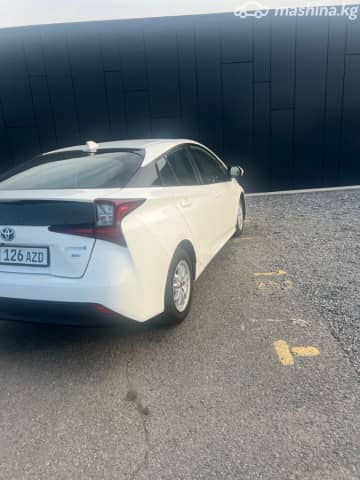 Toyota Prius IV Рестайлинг (XW50) 1.8hyb AT