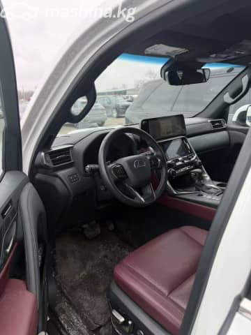 Lexus LX IV 600 3.5 AT 4WD