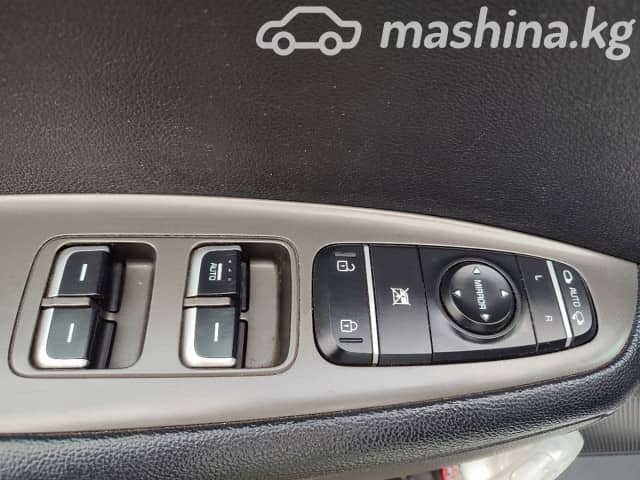 Kia K5 II 2.0 AT