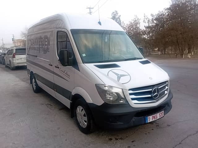 Mercedes-Benz Sprinter