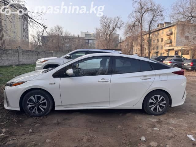 Toyota Prius IV Рестайлинг (XW50) 1.8hyb AT