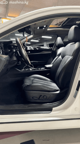 Kia K5 III 2.0 AT
