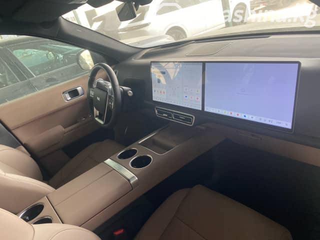 LiXiang L9 Рестайлинг 1.5hyb AT 4WD