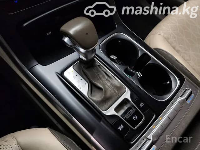 Kia Carnival IV 2.2d AT