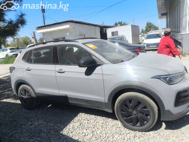 Volkswagen Tharu XR 1.5 AT
