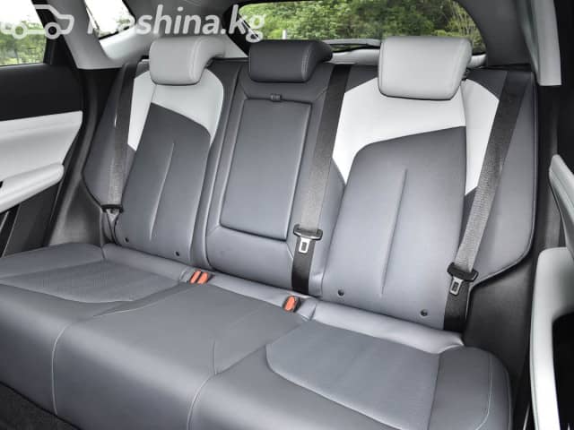 Changan UNI-Z iDD 1.5hyb CVT