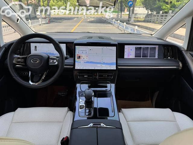GAC Trumpchi E9 2.0hyb AT