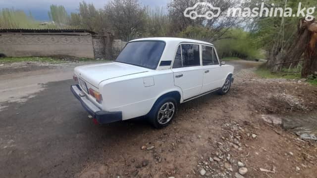 ВАЗ (Lada) 2101 21011 1.3 MT
