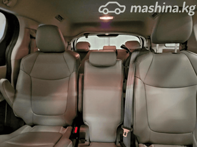 Toyota Sienna IV 2.5hyb AT