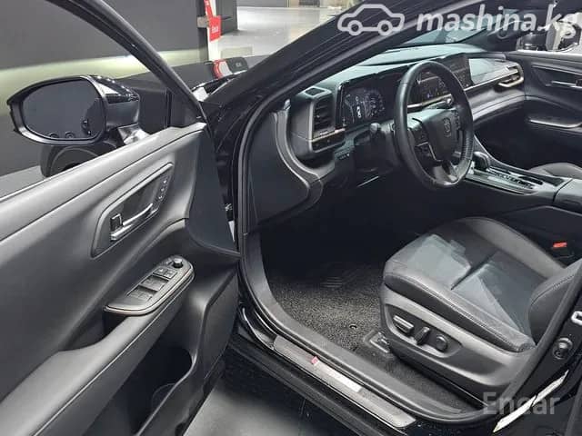 Toyota Crown XVI (S230) 2.5hyb CVT